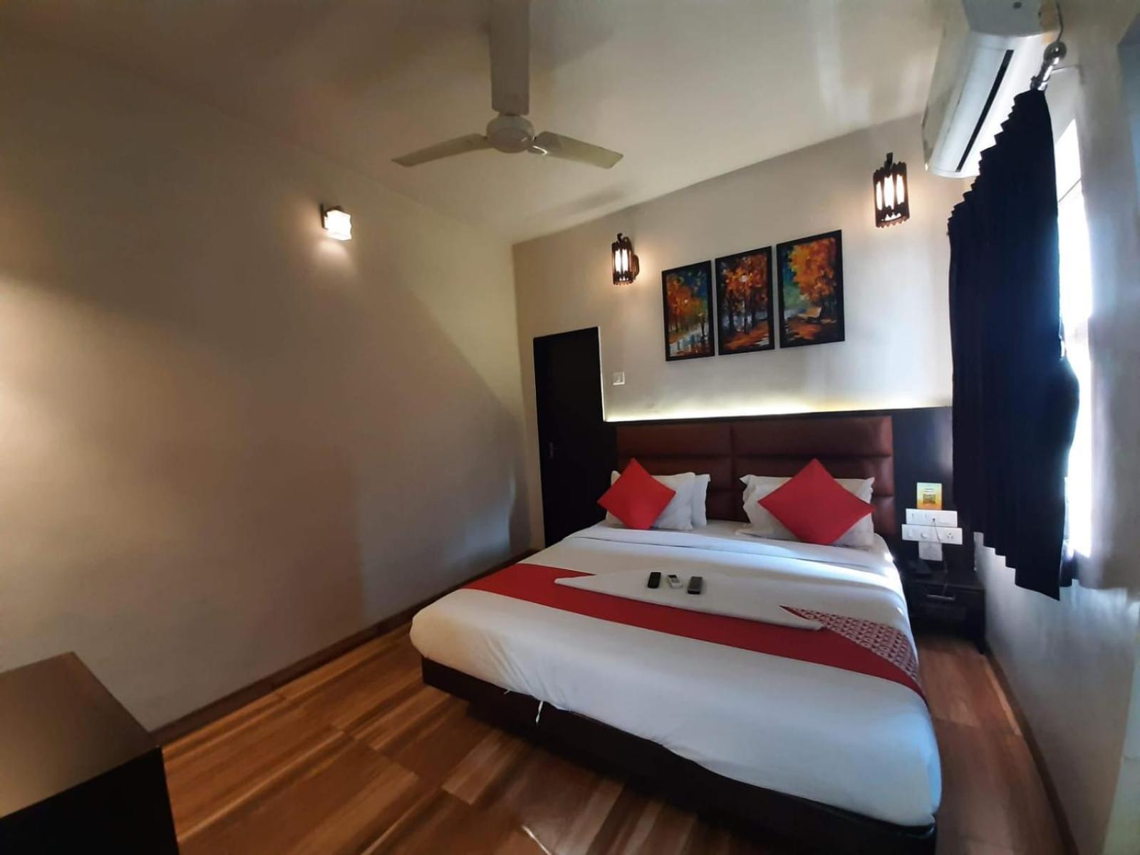 Hotel Saikripa Imperial Daman Exterior foto